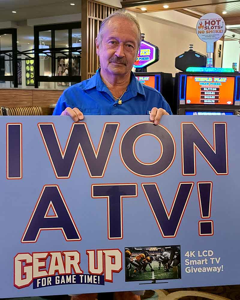 Gerald won a TV playing Las Vegas Slots at Rampart Casino.